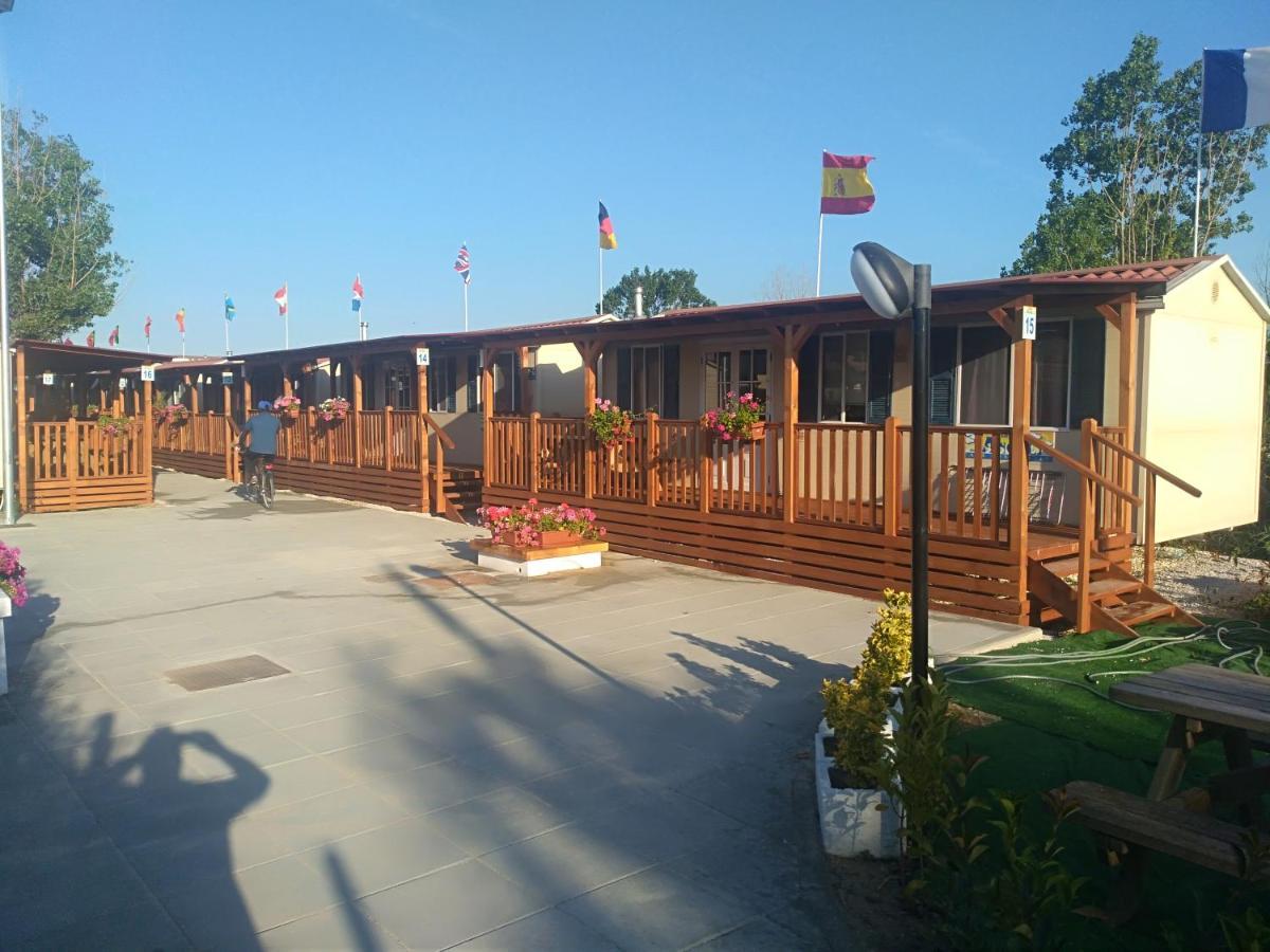 Villaggio Degli Angeli Scerne Pineto Exterior photo