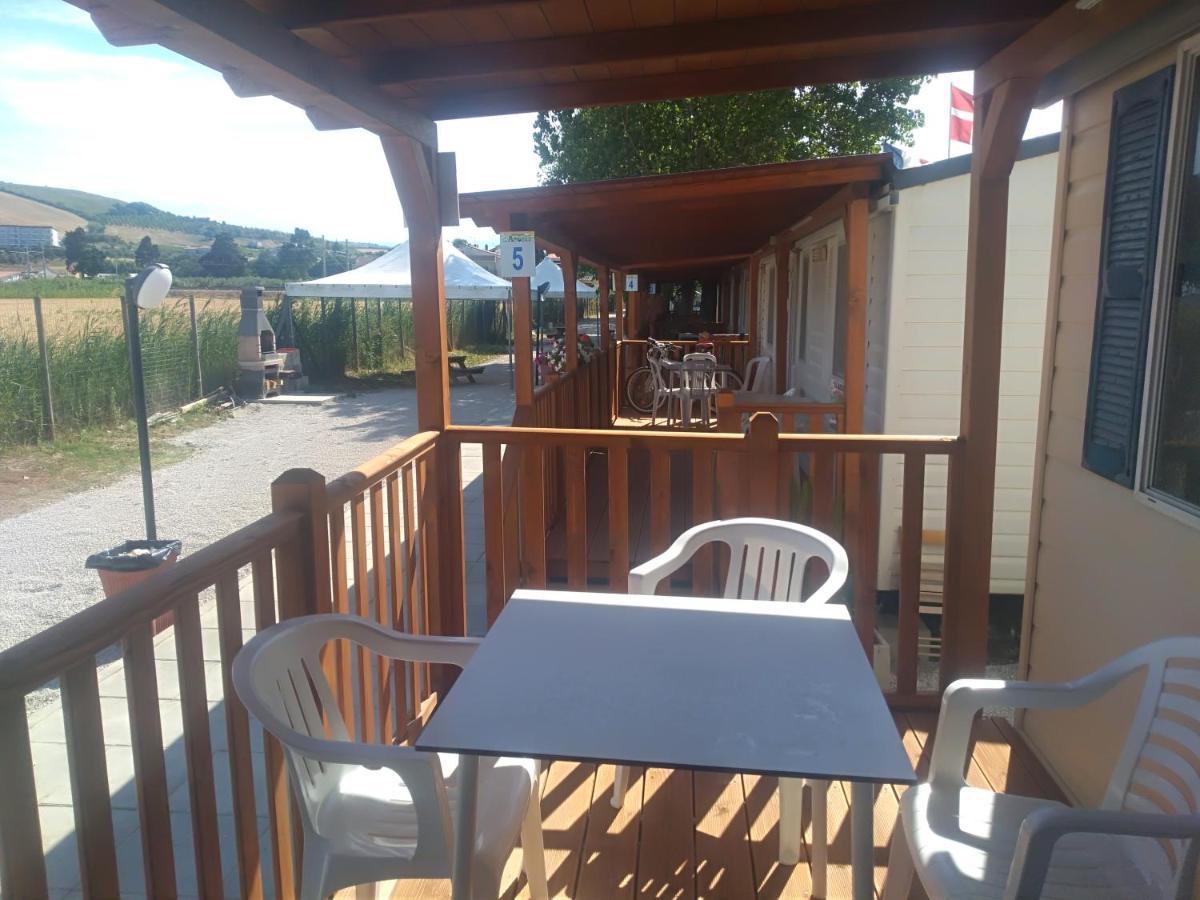 Villaggio Degli Angeli Scerne Pineto Exterior photo